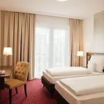 Gold Palais מלון 3*