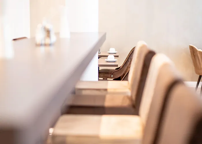 Hotel Gold Palais 3*